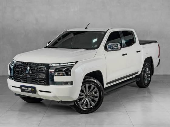 MITSUBISHI L200 TRITON 2.4 16V TURBO DIESEL SPORT HPE CD 4P 4X4 AUTOMÁTICO